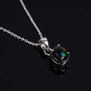 Elegant look in our 13 Ct Black Ethiopian Opal Pendant