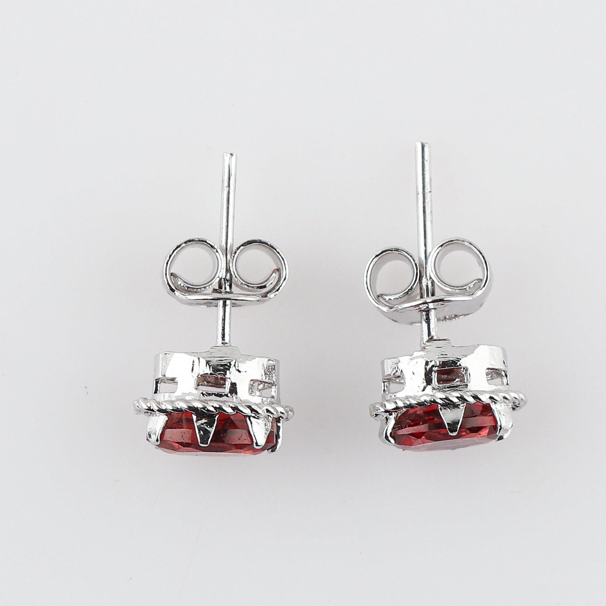 Natural Garnet Gemstone Oval Shape Stud Earring For Women