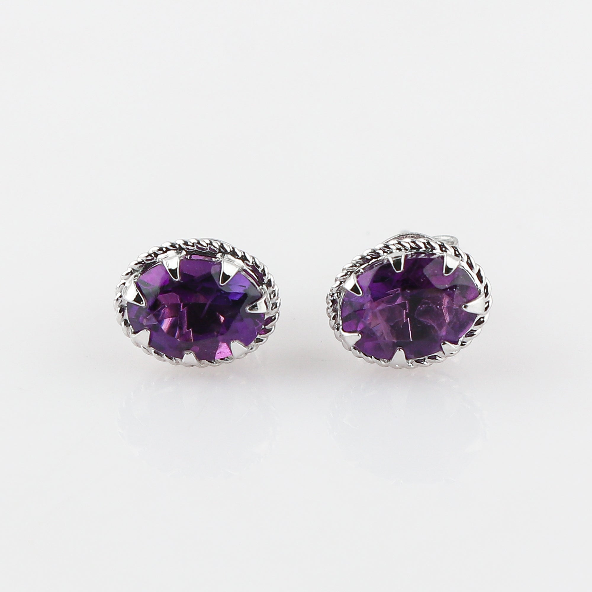 Prong setting Natural Amethyst Stud Earring for Women
