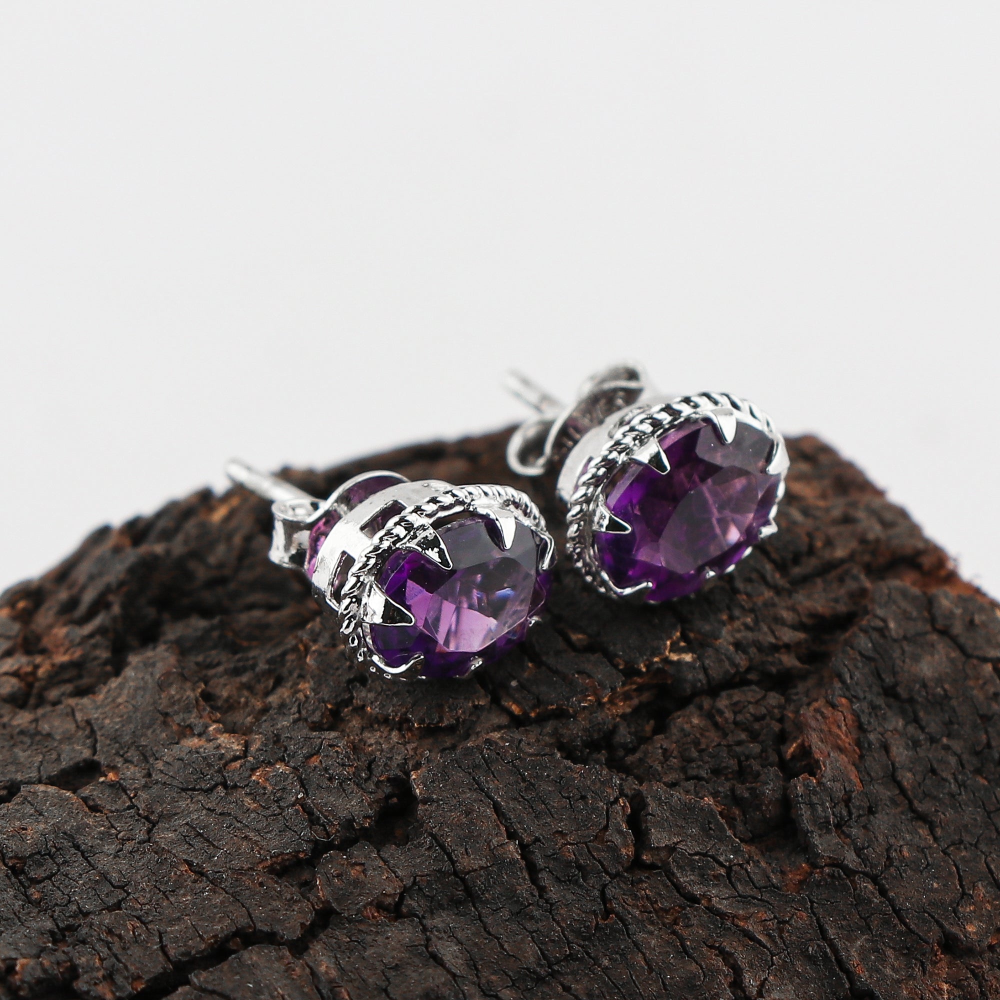 Prong setting Natural Amethyst Stud Earring for Women