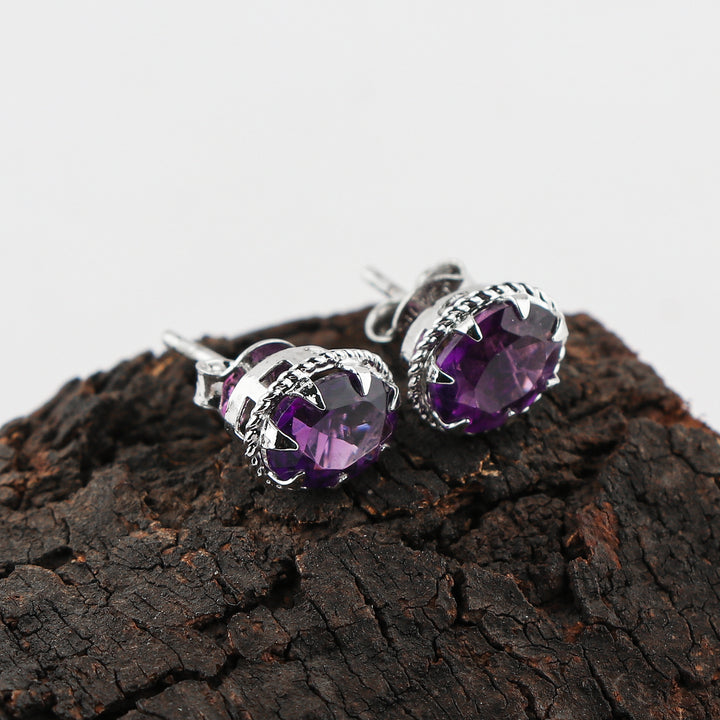 Prong setting Natural Amethyst Stud Earring for Women