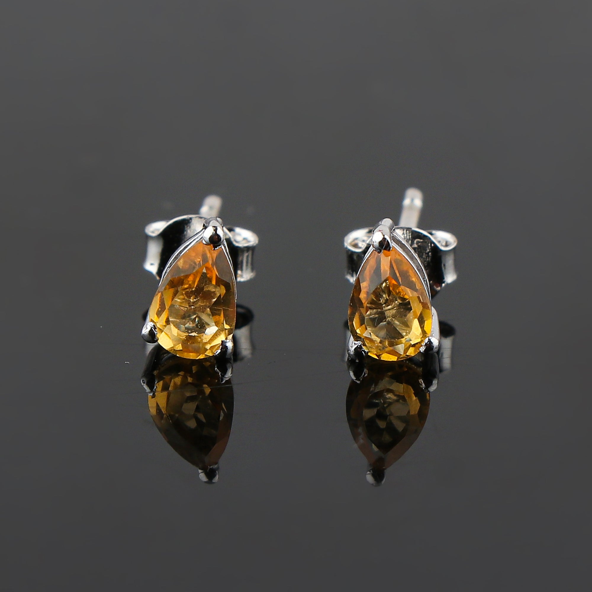 Pear Shape Natural Citrine Gem Stud Earrings for Women, Fine Jewelry for Every Occasion
