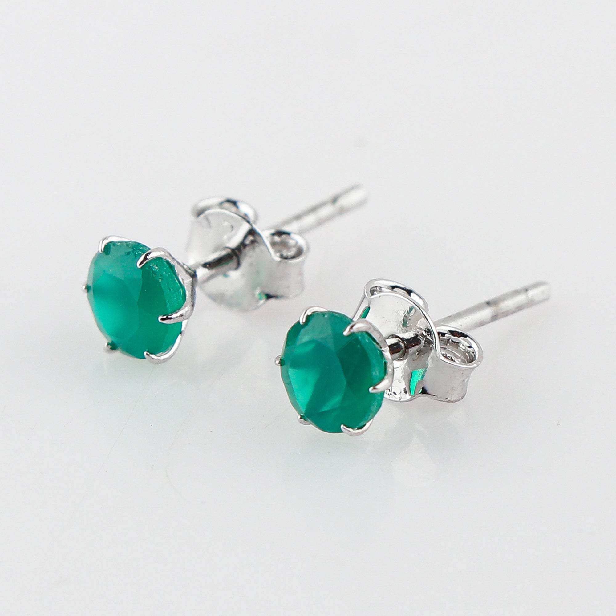 Perfect Round Shape Green Onyx Natural Gemstone Stud Earring for Women