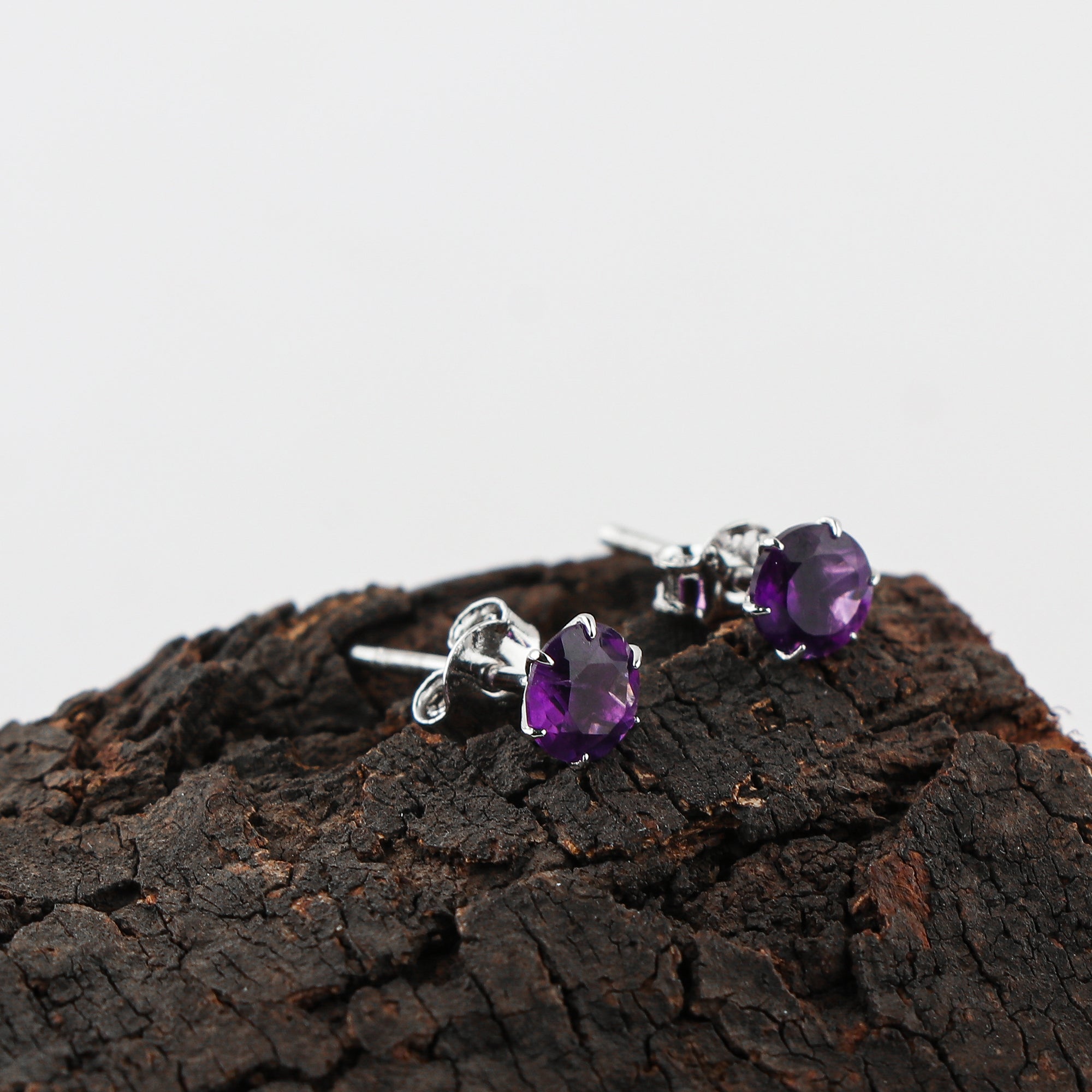 Natural Amethyst Round Shape Gemstone fitted Stud Earrings for Women - Prong style AA++ grade stone Fine Stud Earrings for Sale