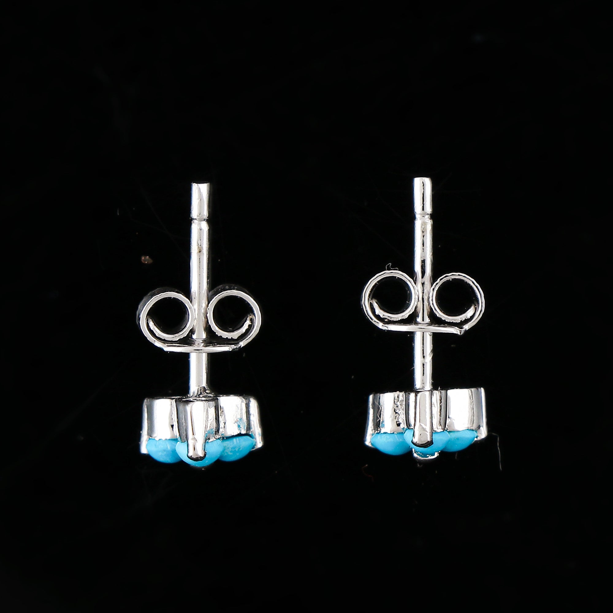 Natural TURQUOISE 3 STONE FLOWER Crystals Round Shape Stud Earring For Women, Blue Real Crystal Birthstone, Perfect for Gifting