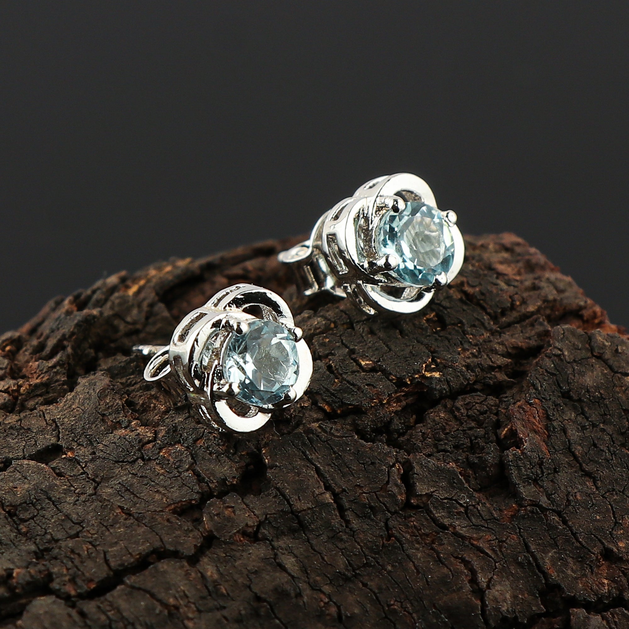 Natural Sky Blue Topaz Crystals Round Shape Stud Earring For Women, Chakra Energy Healing Gemstone, Real Crystal, Birthstone, Beautiful Women Simple Christmas Gift Jewelry