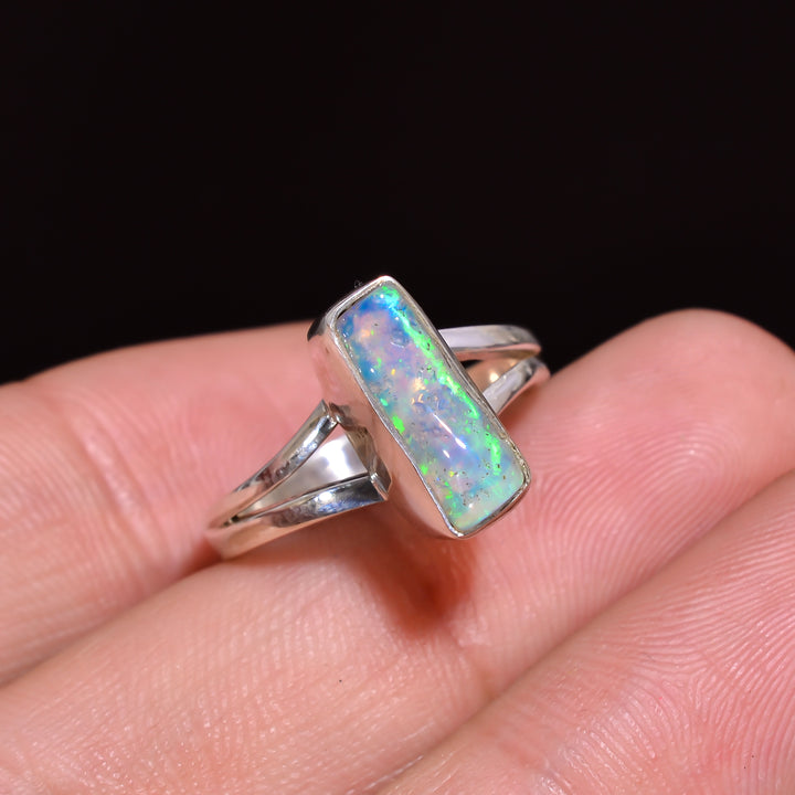 Eye Captivating beauty featured in a Raw White Ethiopian Opal Ring