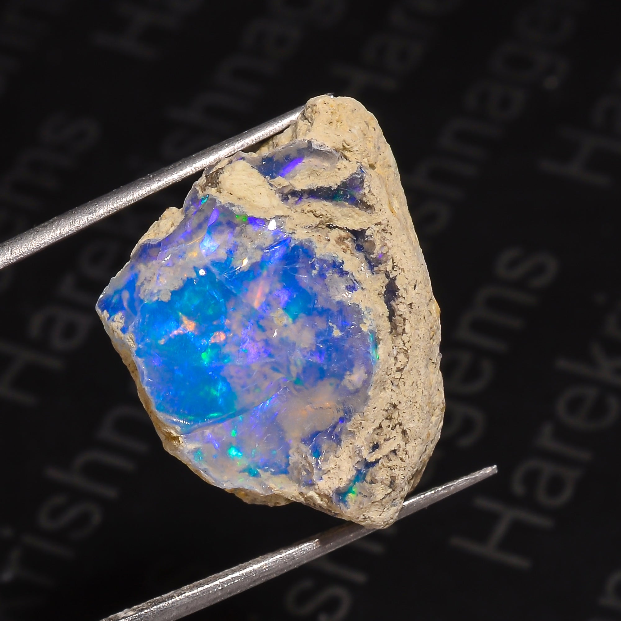 High-Quality 12 Ct Raw Ethiopian Opal (21x17x10 mm)