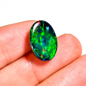 Sophisticated Jewelry Design with 6.5 Ct Ethiopian Opal Cabochon 